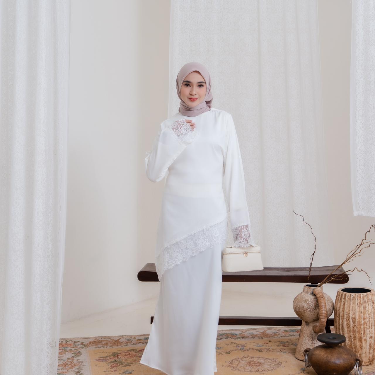 AIJO | Luna Silk Skirt - Bawahan Rok Panjang Wanita Basic Silk Europe Casual Formal Maxi