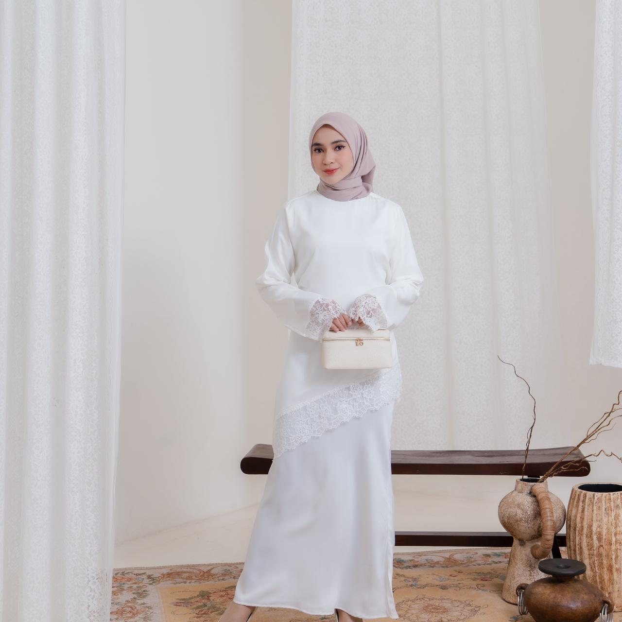 AIJO | Luna Silk Skirt - Bawahan Rok Panjang Wanita Basic Silk Europe Casual Formal Maxi