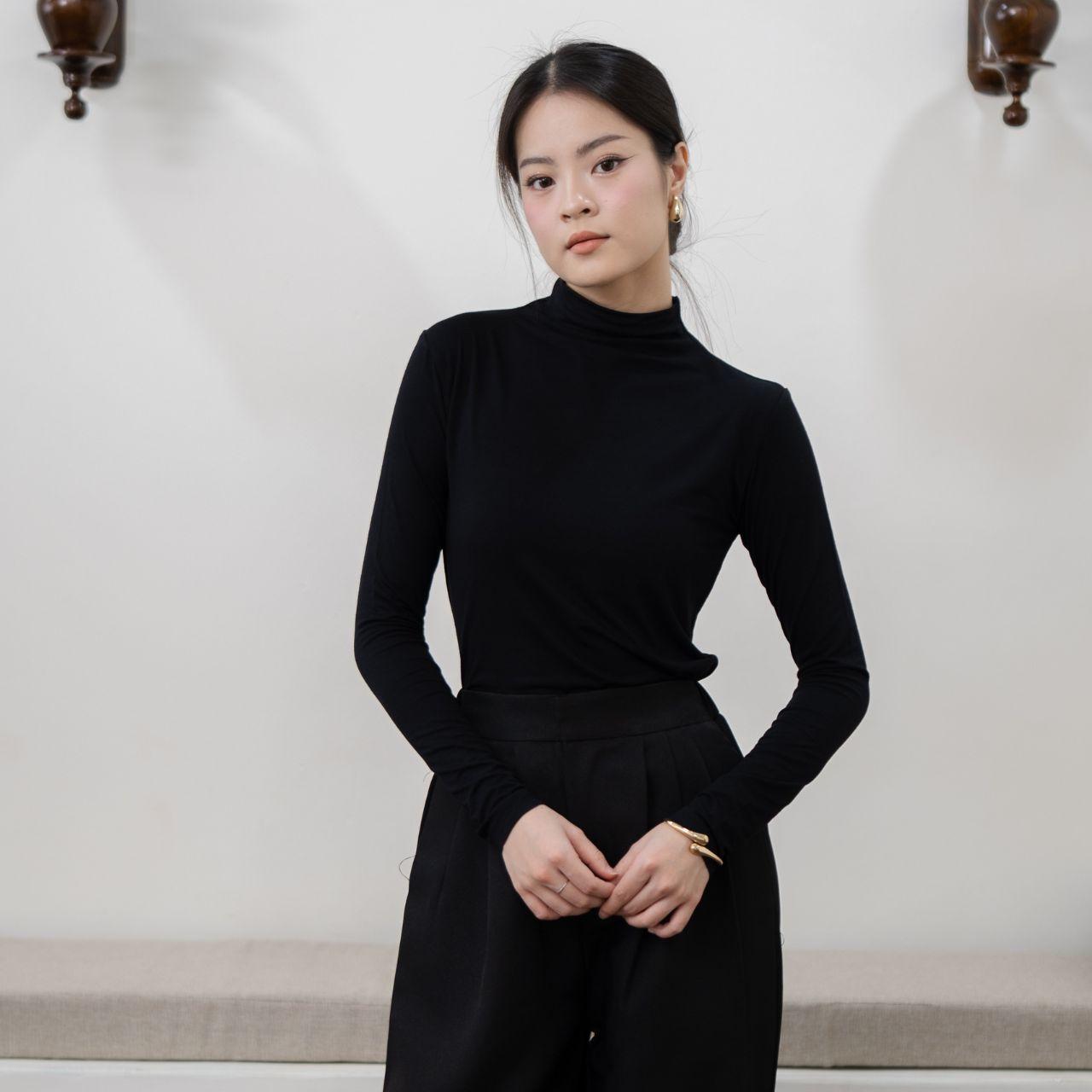 Joyce by AIJO - Amoy Turtle Neck Longsleeve Top